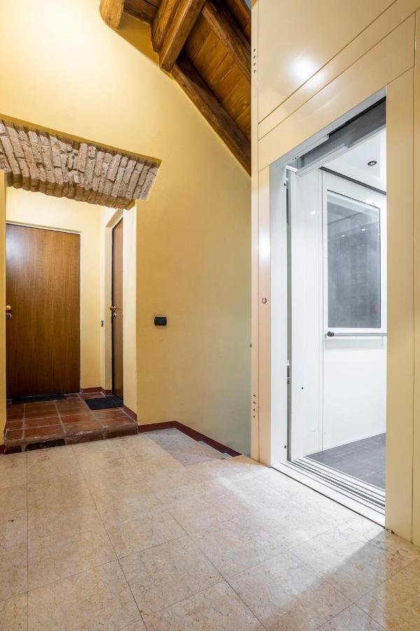 Casa Duchesse Al Castello Apartment Ferrara Exterior photo